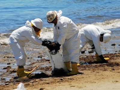 Tanker oil spills