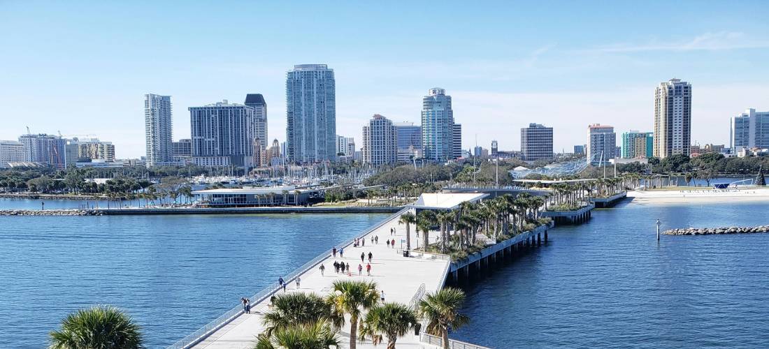 Restaurants with Boat Docks in Tampa Bay